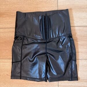 New Mix Black High-Waist Sculpting Shorts